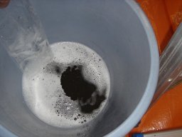 エアコン洗浄水